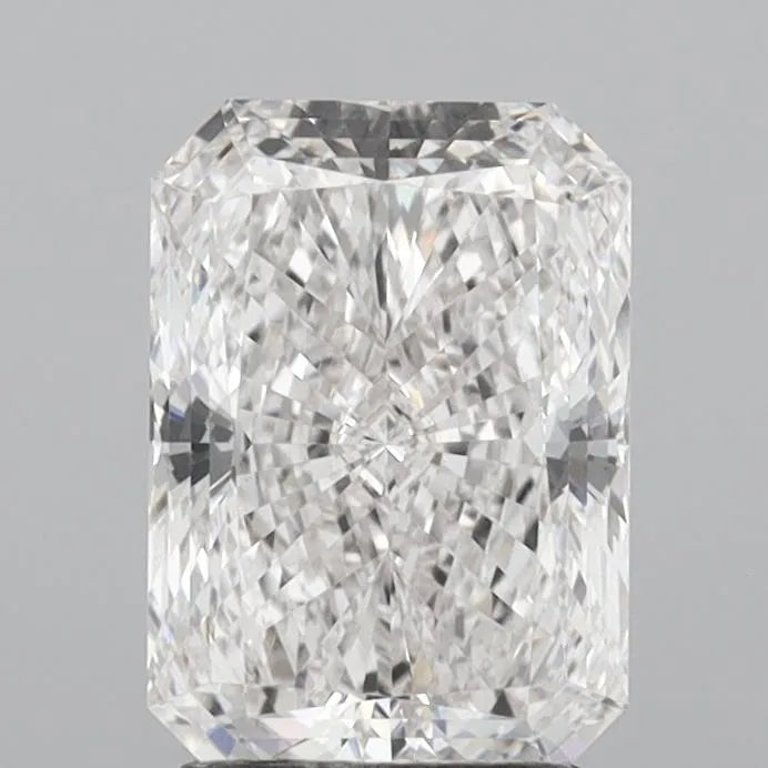 2.11ct Radiant Lab Grown Diamond (Colour G, Clarity VVS2, IGI Certified)