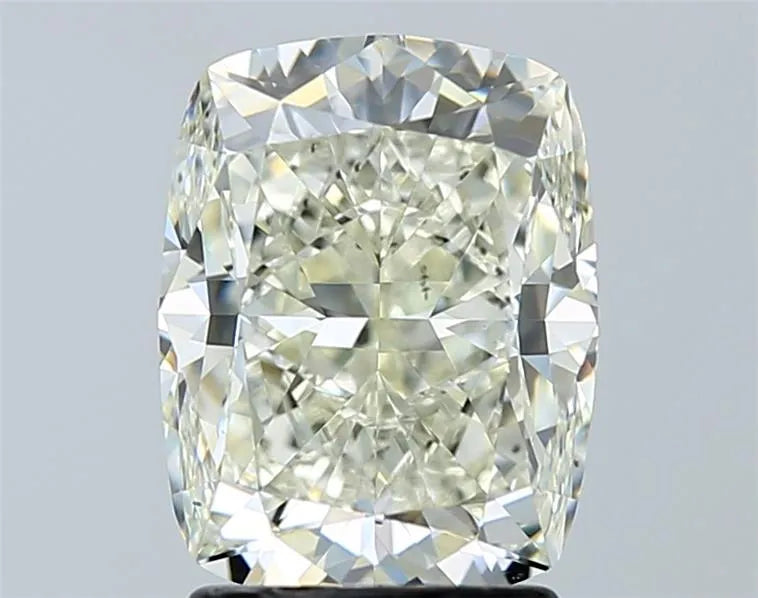 2.50ct Cushion brilliant Natural Diamond (Colour M, Clarity VS2, Cut EX, GIA Certified)