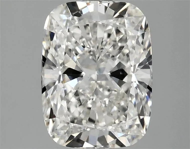 2.50ct Cushion modified Lab Grown Diamond (Colour F, Clarity VVS2, IGI Certified)