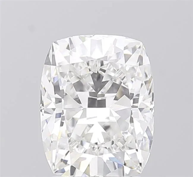 2.51ct Cushion modified Lab Grown Diamond (Colour E, Clarity VVS2, IGI Certified)
