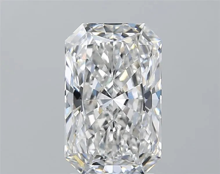 2.52ct Radiant Lab Grown Diamond (Colour F, Clarity VS1, IGI Certified)