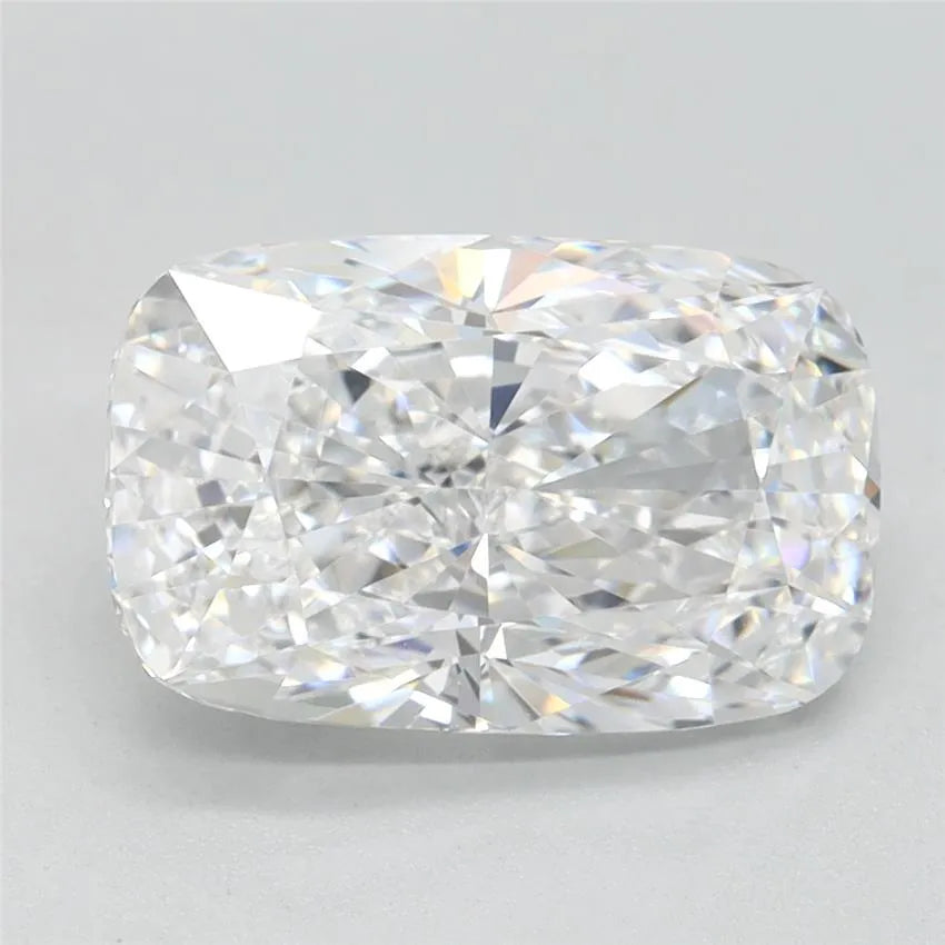 2.53ct Cushion modified Lab Grown Diamond (Colour D, Clarity VVS1, IGI Certified)