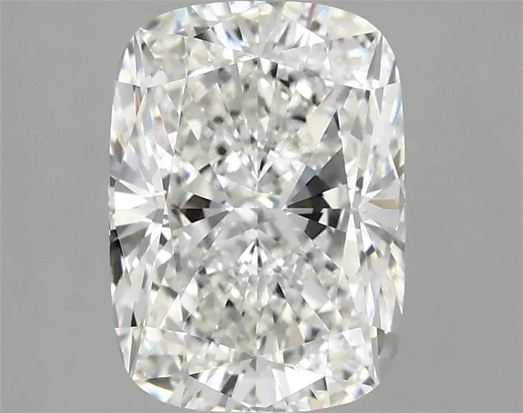 2.53ct Cushion modified Lab Grown Diamond (Colour F, Clarity VVS2, IGI Certified)