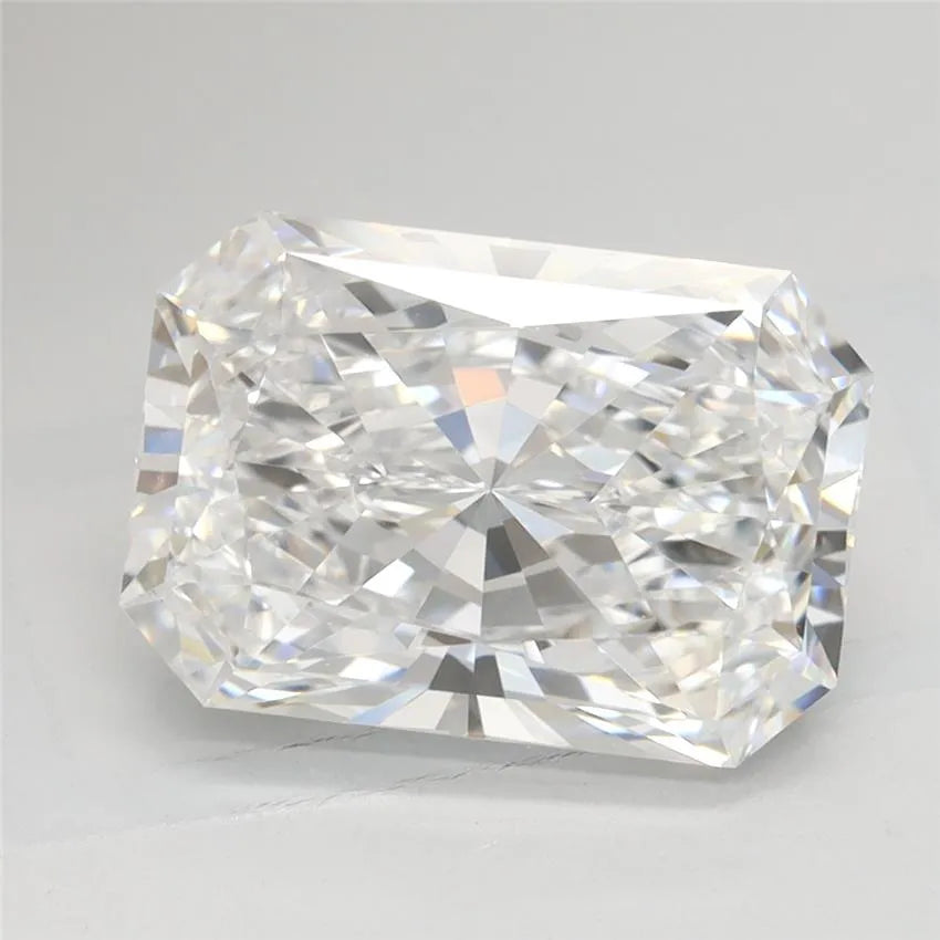2.70ct Radiant Lab Grown Diamond (Colour D, Clarity IF, IGI Certified)