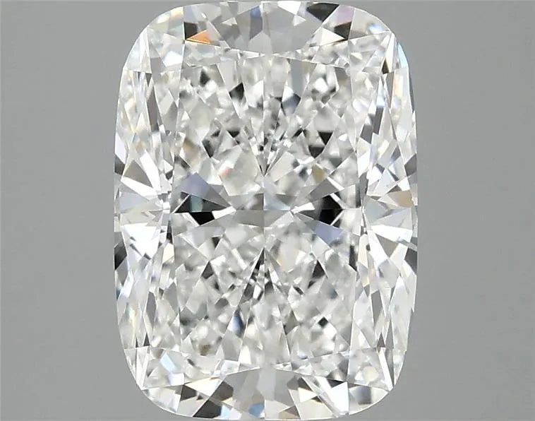 2.72ct Cushion modified Lab Grown Diamond (Colour E, Clarity VVS1, IGI Certified)