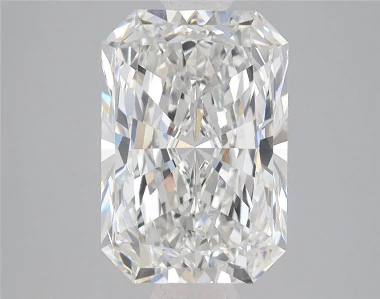 2.77ct Radiant Lab Grown Diamond (Colour E, Clarity VVS2, IGI Certified)