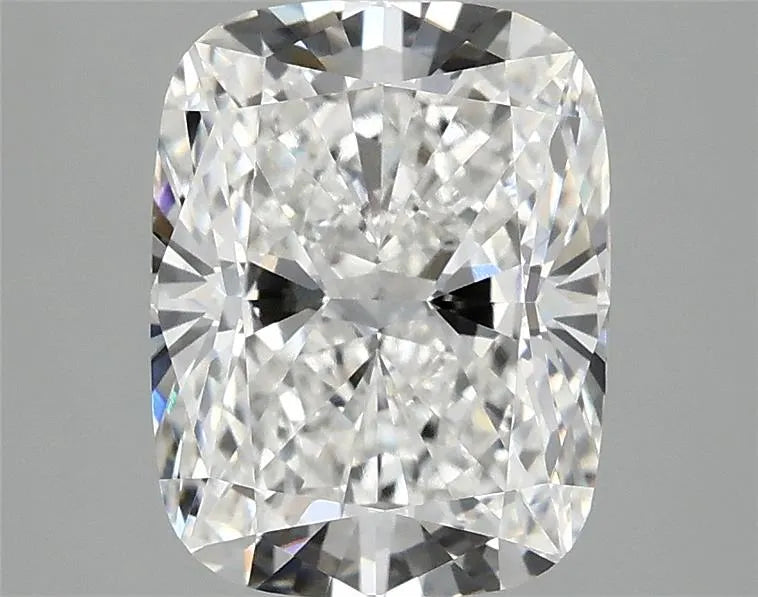 2.88ct Cushion modified Lab Grown Diamond (Colour F, Clarity VVS1, IGI Certified)