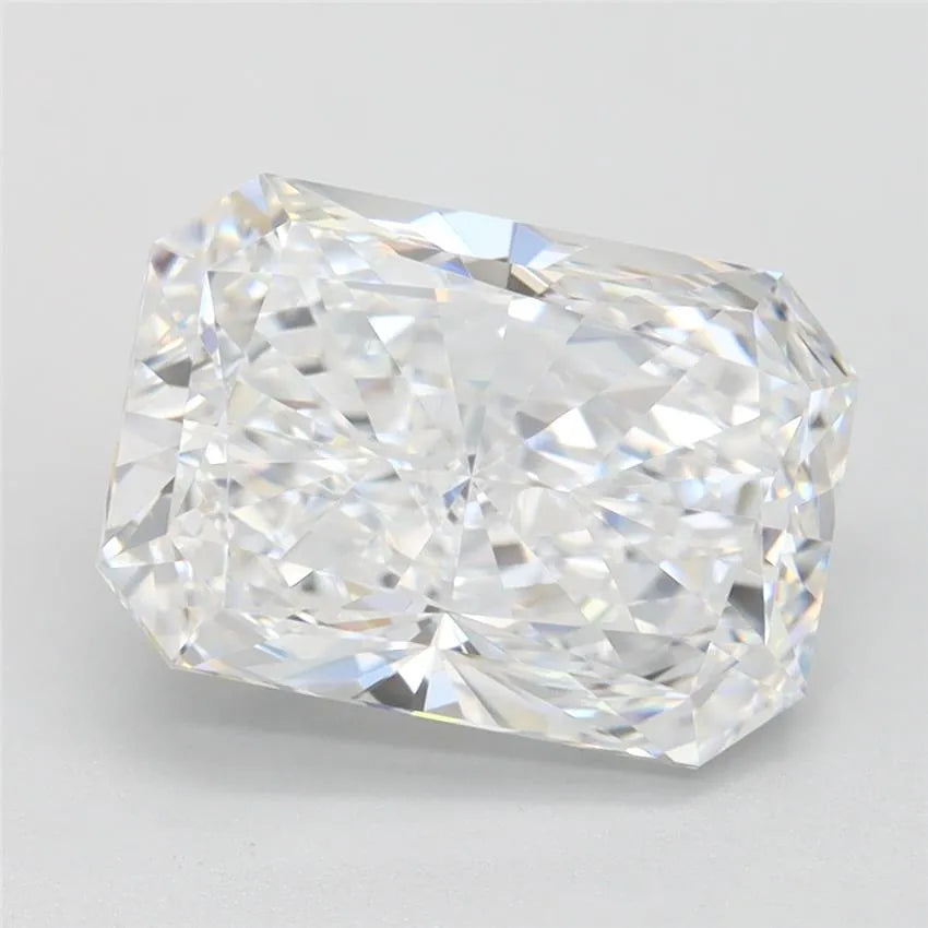 2.88ct Radiant Lab Grown Diamond (Colour D, Clarity IF, IGI Certified)