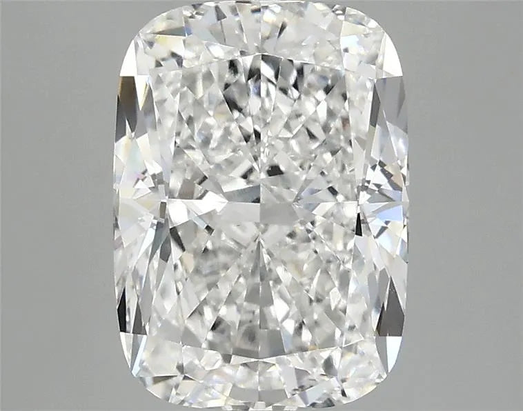 2.93ct Cushion modified Lab Grown Diamond (Colour E, Clarity VVS2, IGI Certified)