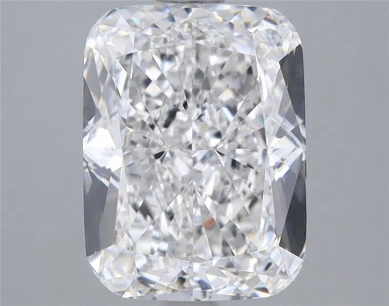 2.96ct Cushion modified Lab Grown Diamond (Colour D, Clarity VVS2, IGI Certified)