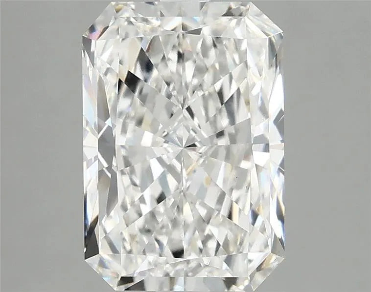 2.97ct Radiant Lab Grown Diamond (Colour E, Clarity VS1, IGI Certified)