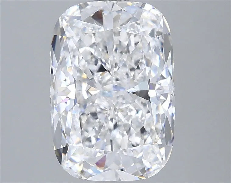 3.04ct Cushion modified Lab Grown Diamond (Colour D, Clarity VS1, IGI Certified)