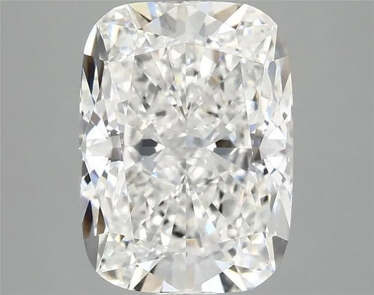3.05ct Cushion modified Lab Grown Diamond (Colour E, Clarity VVS2, IGI Certified)