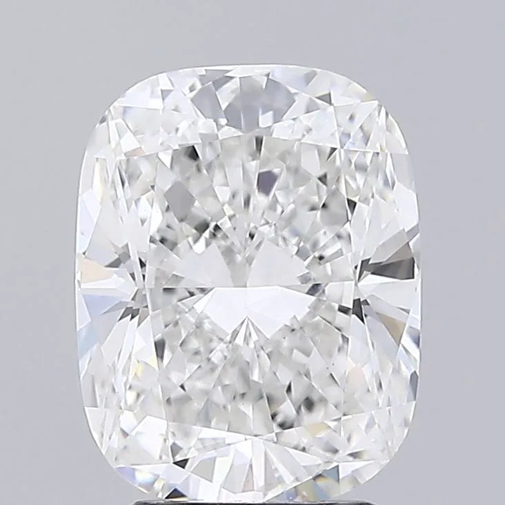 3.05ct Cushion modified Lab Grown Diamond (Colour E, Clarity VVS2, IGI Certified)