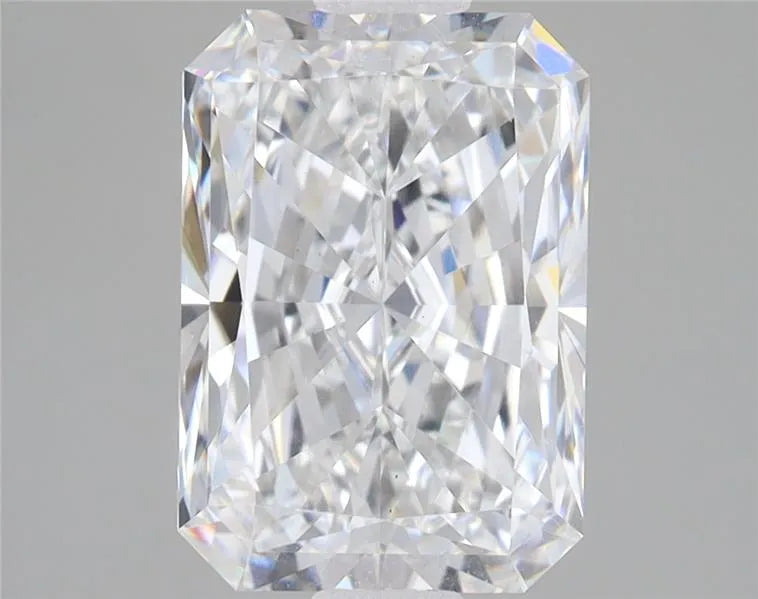 3.06ct Radiant Lab Grown Diamond (Colour E, Clarity VS1, IGI Certified)