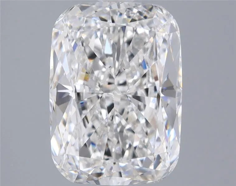 3.09ct Cushion modified Lab Grown Diamond (Colour E, Clarity VS2, IGI Certified)