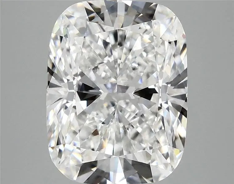 3.10ct Cushion modified Lab Grown Diamond (Colour D, Clarity VVS2, IGI Certified)