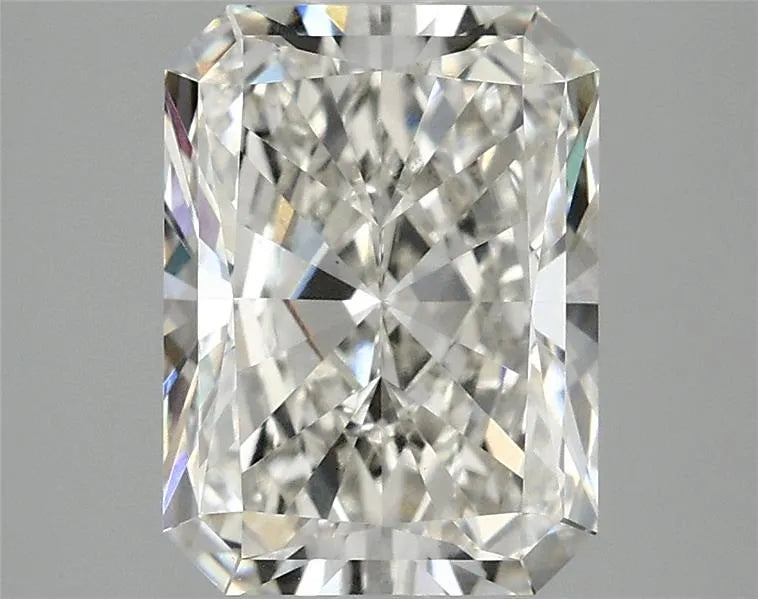 3.10ct Radiant Lab Grown Diamond (Colour G, Clarity VS1, IGI Certified)