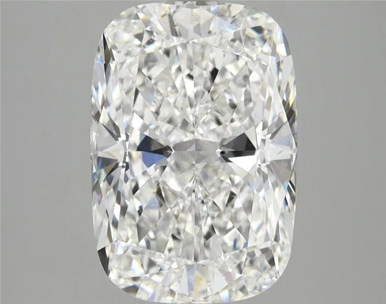 3.13ct Cushion modified Lab Grown Diamond (Colour E, Clarity VVS2, IGI Certified)