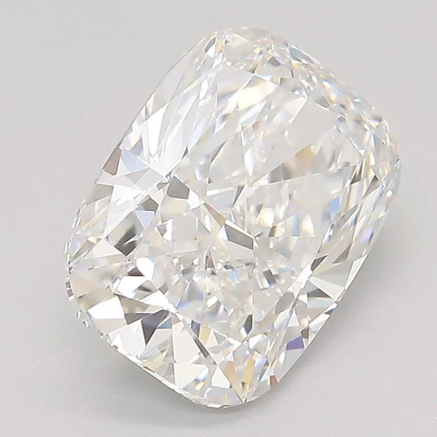 3.17ct Cushion brilliant Lab Grown Diamond (Colour I, Clarity VVS2, GIA Certified)