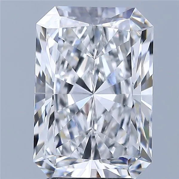 3.23ct Radiant Lab Grown Diamond (Colour D, Clarity VVS2, IGI Certified)