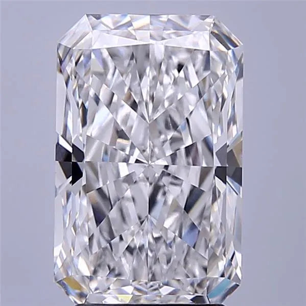 3.27ct Radiant Lab Grown Diamond (Colour D, Clarity VVS1, IGI Certified)