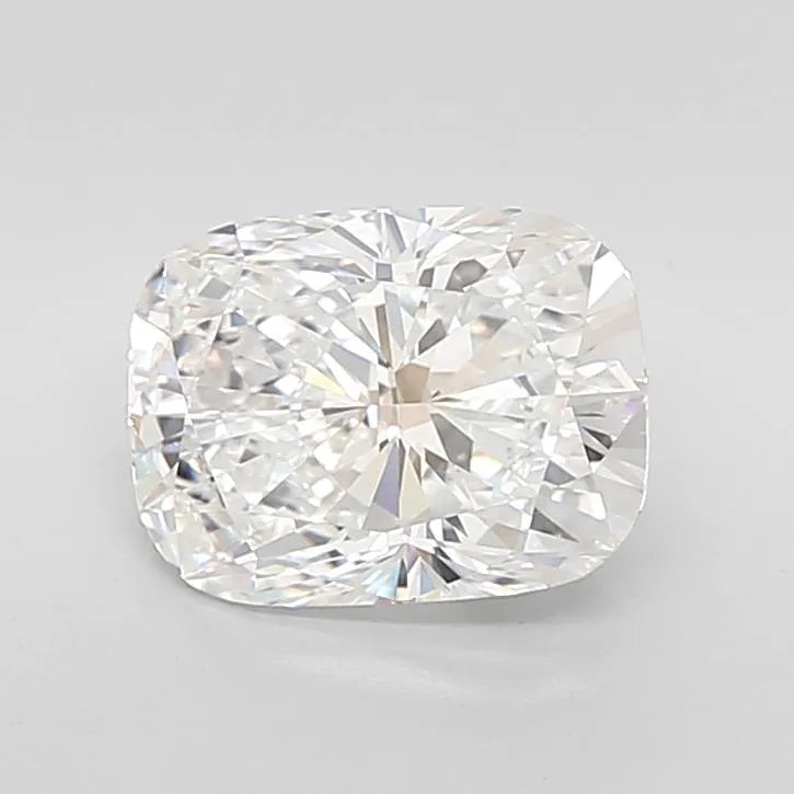3.55ct Cushion modified Lab Grown Diamond (Colour E, Clarity VVS2, IGI Certified)