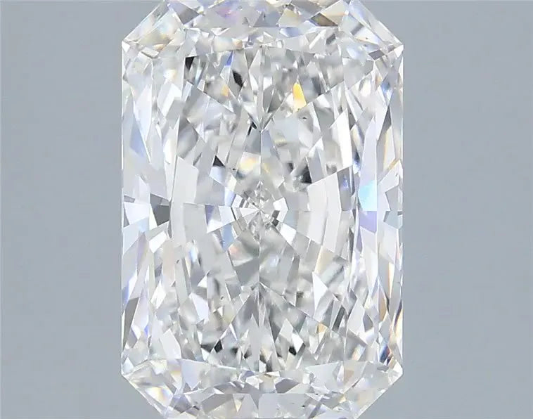 3.55ct Radiant Lab Grown Diamond (Colour E, Clarity VS2, IGI Certified)