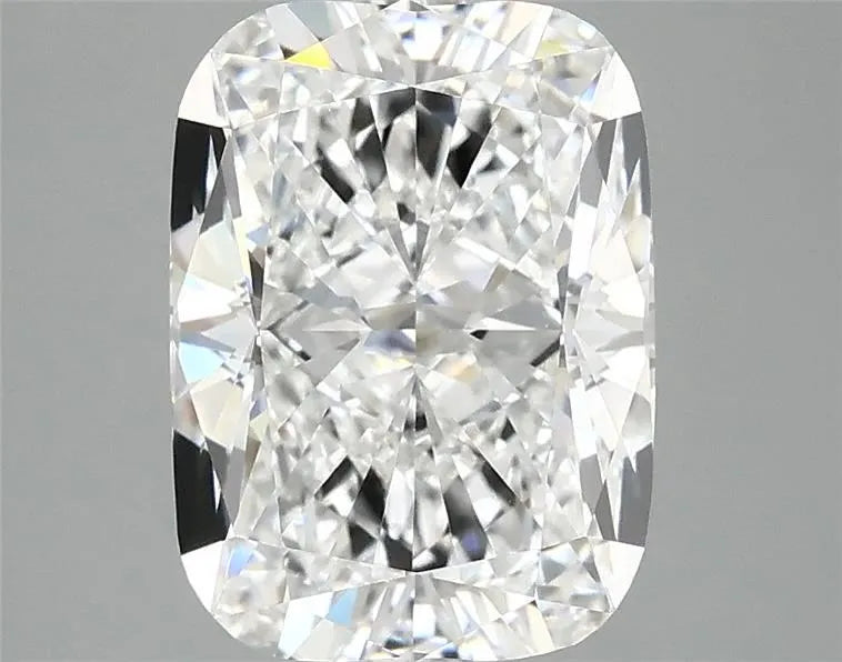 3.61ct Cushion modified Lab Grown Diamond (Colour E, Clarity VS1, IGI Certified)