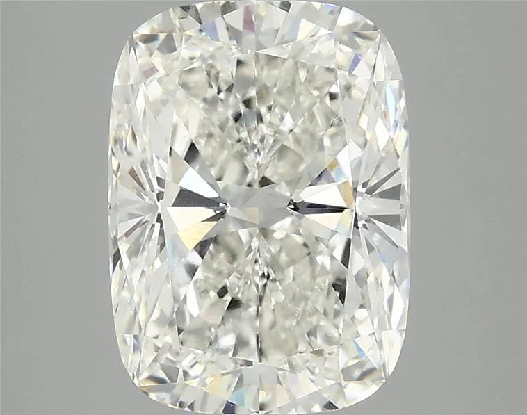 3.68ct Cushion modified Lab Grown Diamond (Colour G, Clarity VVS2, IGI Certified)
