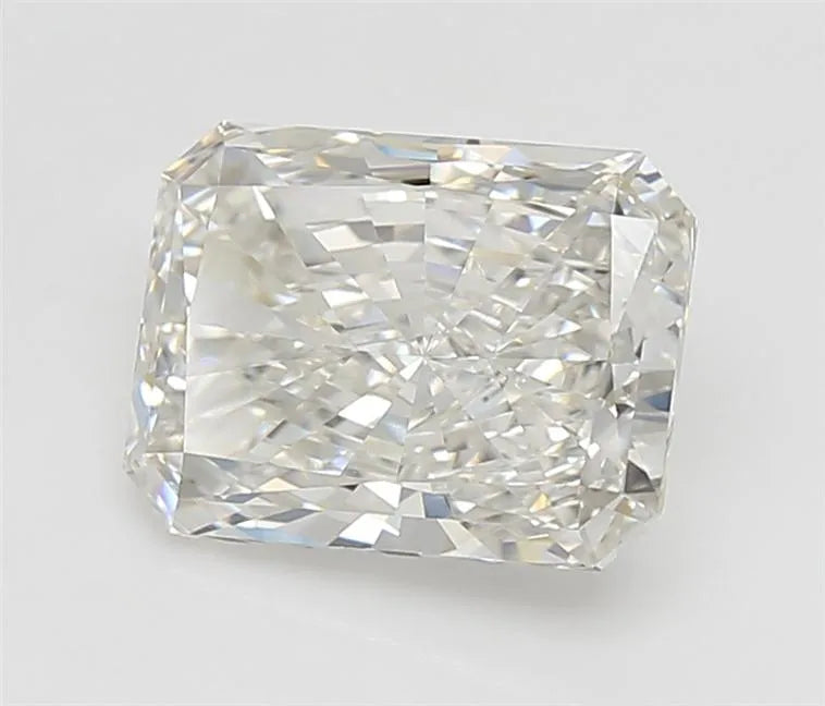3.72ct Radiant Lab Grown Diamond (Colour H, Clarity VS2, IGI Certified)