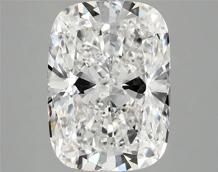 3.91ct Cushion modified Lab Grown Diamond (Colour F, Clarity VVS2, IGI Certified)