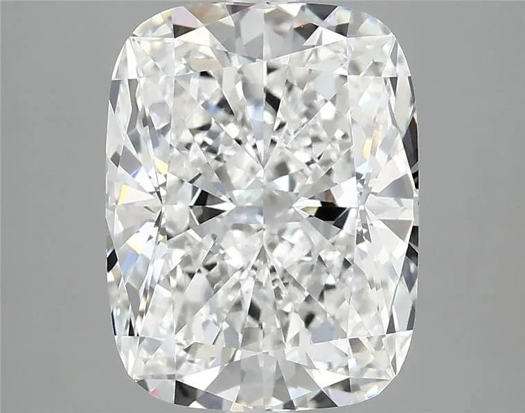 3.96ct Cushion modified Lab Grown Diamond (Colour E, Clarity VS1, IGI Certified)