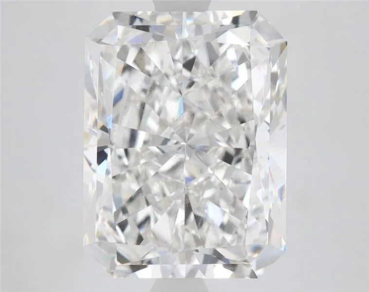 4.01ct Radiant Lab Grown Diamond (Colour F, Clarity VS2, IGI Certified)