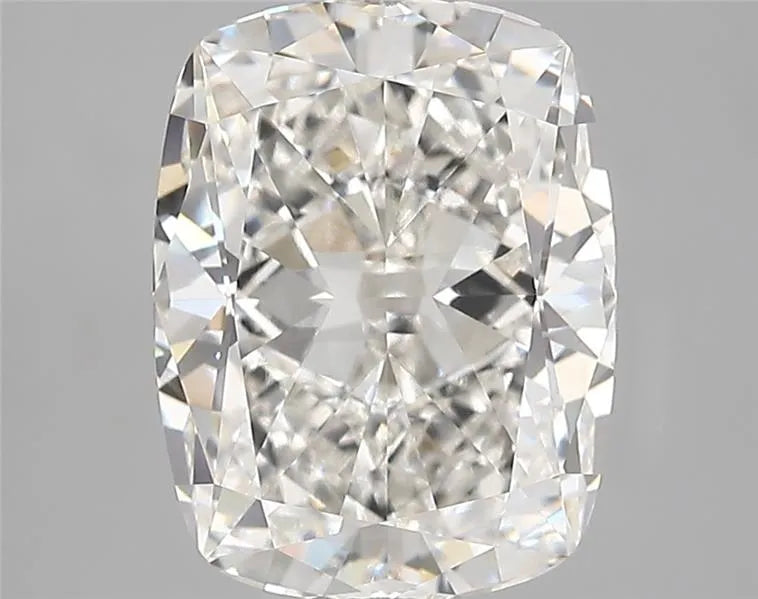 4.02ct Cushion modified Lab Grown Diamond (Colour G, Clarity VVS2, IGI Certified)