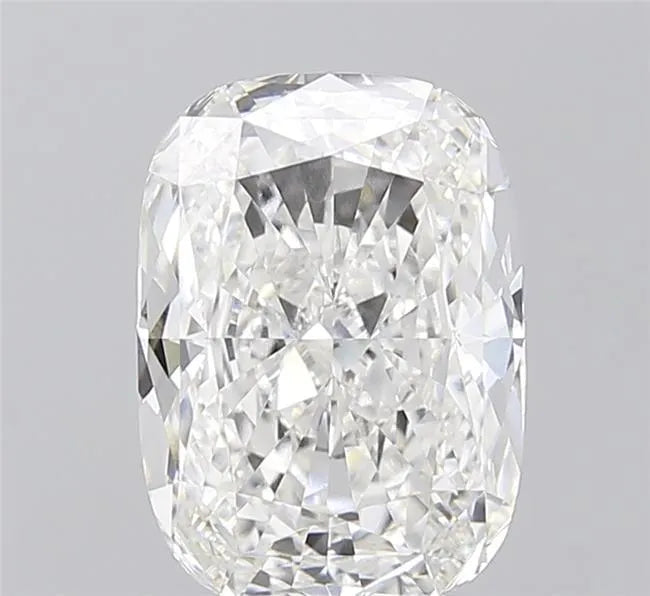 4.07ct Cushion modified Lab Grown Diamond (Colour E, Clarity VVS1, IGI Certified)