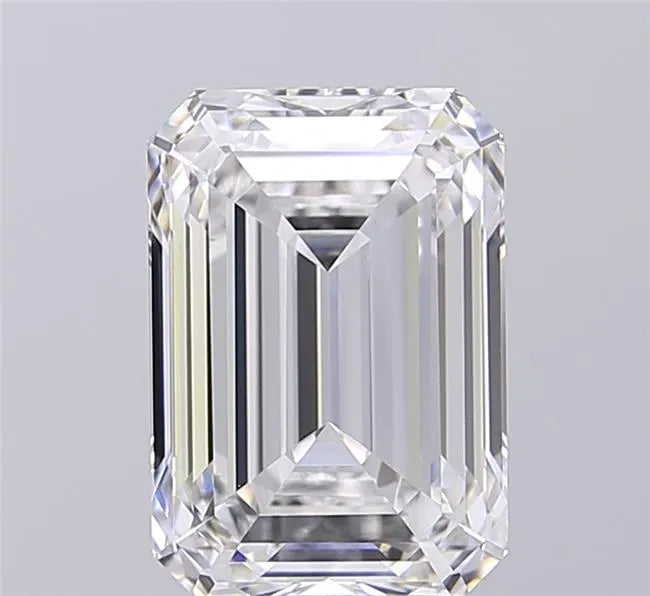4.10ct Emerald Lab Grown Diamond (Colour D, Clarity VVS1, IGI Certified)