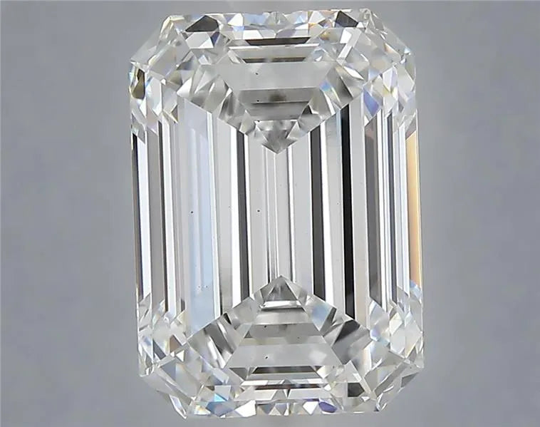 4.27ct Emerald Lab Grown Diamond (Colour E, Clarity VS2, IGI Certified)