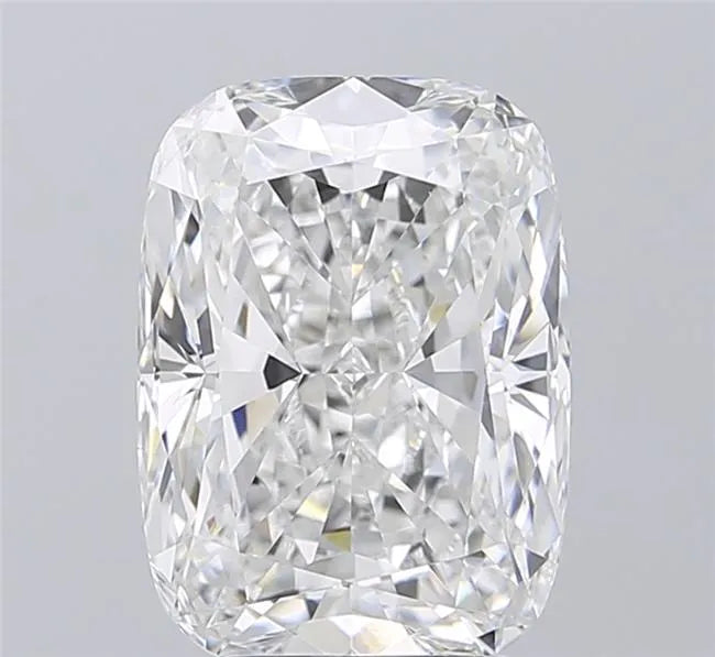4.38ct Cushion modified Lab Grown Diamond (Colour E, Clarity VVS2, IGI Certified)