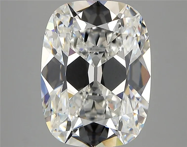 4.42ct Cushion modified Lab Grown Diamond (Colour E, Clarity VVS2, IGI Certified)