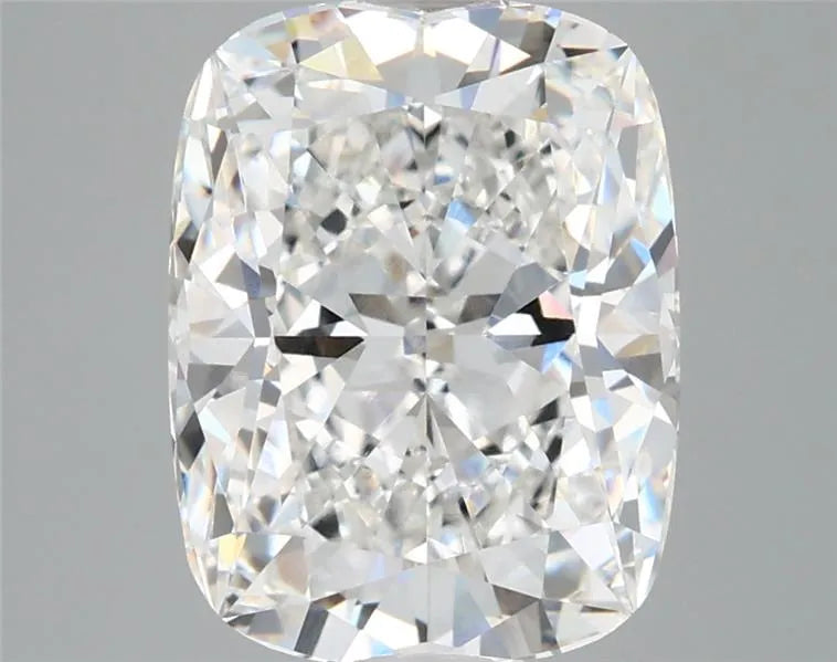 4.49ct Cushion modified Lab Grown Diamond (Colour E, Clarity VVS1, IGI Certified)