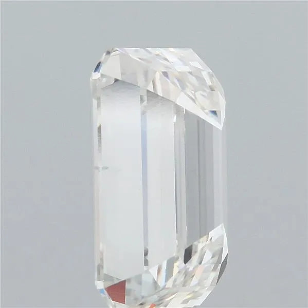 4.52ct Emerald Lab Grown Diamond (Colour F, Clarity VS2, IGI Certified)