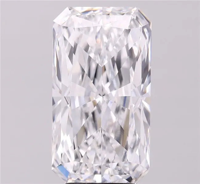 6.03ct Radiant Lab Grown Diamond (Colour D, Clarity VVS2, IGI Certified)