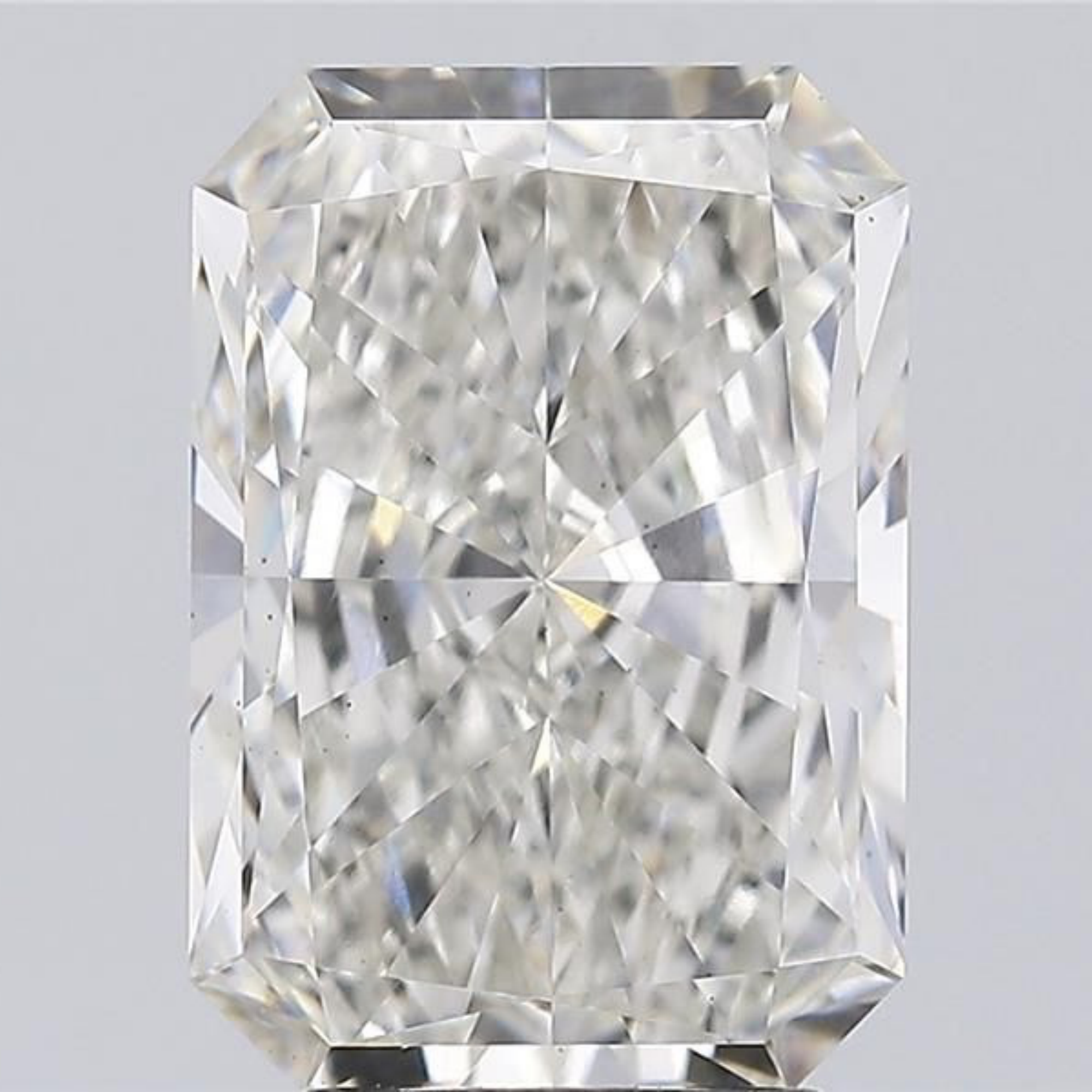 3.23 CT G VS2 Radiant Lab Grown Diamond (Certified)