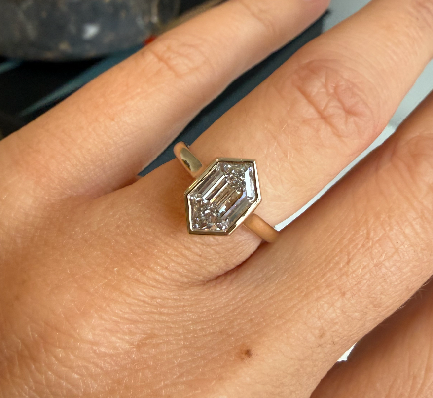 Bezel Solitaire Setting with 1.89ct Dutch Marquise Lab Grown Diamond E VVS2