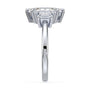 lm-preview|phoebe-trapezoid-three-stone-setting|white|marquise