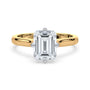 lm-preview|eleanor-half-moon-three-stone-setting|tt-yellow|emerald
